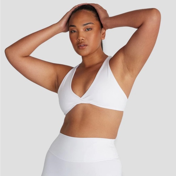 NWT CSB SERENITY EVA CROP IN WHITE - Picture 5 of 11